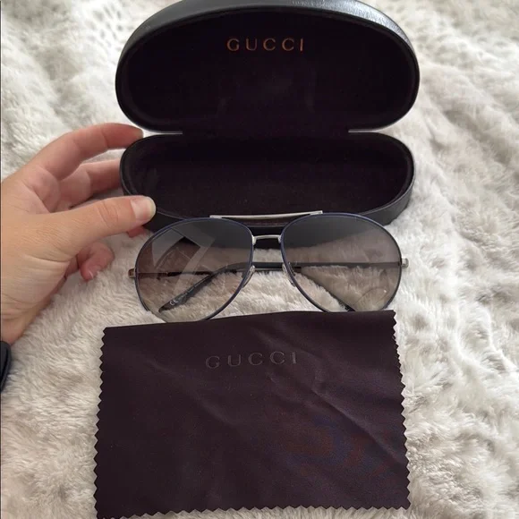 Gucci | Accessories | Gucci Silver Blue Aviator Sunglasses  display picture 1